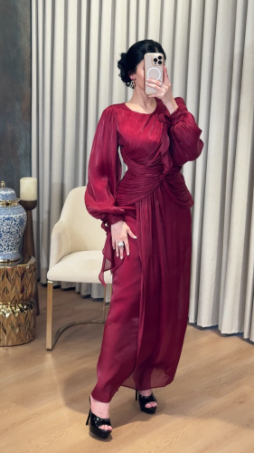 فستان ناعم احمر باستيل بلمعه