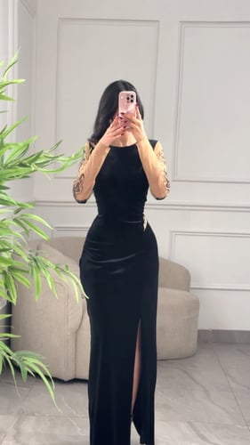 فستان سهرة مخمل بتل