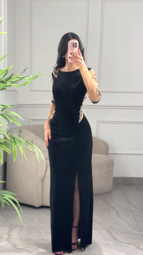 فستان سهرة مخمل بتل