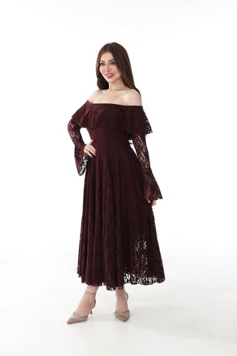 فستان دانتيل بلون برعندي داكن