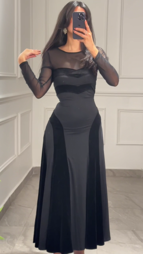 فستان سهرة مزين بمخمل Black