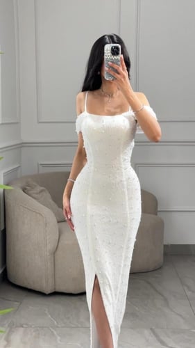 فستان سهرة اوف شولدر ابيض