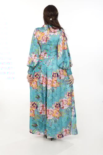 جمبسوت مشجر تركواز بقصّة لف وياقة قلاب