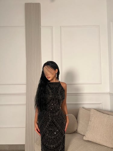 فستان سهره اسود شك