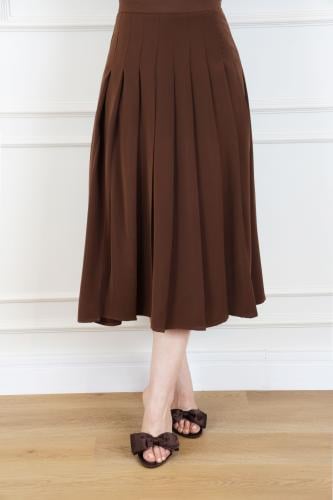 تنورة ميدي بكسرات بلون موكا