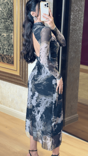 فستان مشجر ميدي بفتحة ظهر