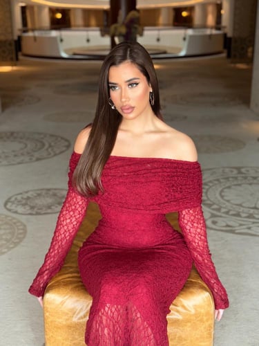 فستان دانتيل اوف شولدر