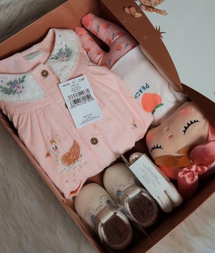 هدايا مواليد بنات ماركة نكست فاخرة