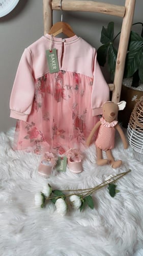 هدايا مبهجة عبارة عن فستان شتوي رائع من تيد بيكر ب...