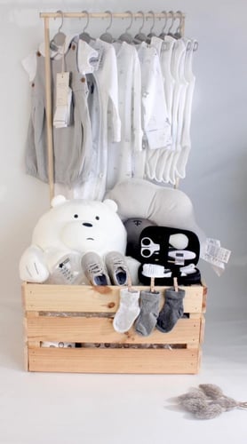 صندوق خشبي من نكست0-3 اشهر