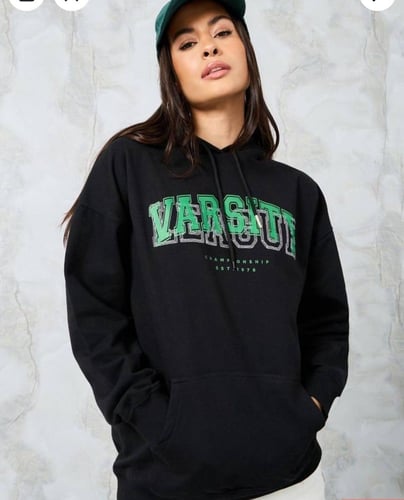 بلوفر نسائي طويل باللون الاخضر والاسود