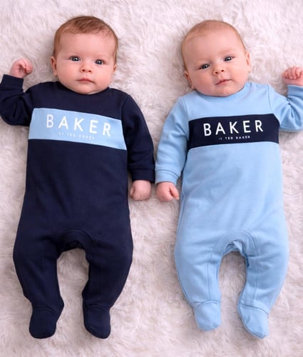طقم مواليد فاخر من Ted Baker – عدد 2 رومبر مع بطان...