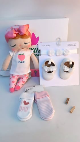 بوكس مواليد بنات فاخر – فساتين Mayoral مع لعبة وجو...