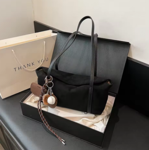 حقيبة يد عصرية نسائية