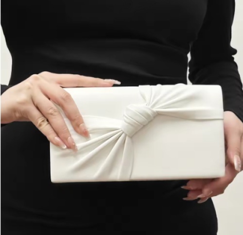 حقيبة يد نسائية من الجلد للسهرة