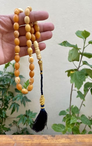 تراب كهرمان