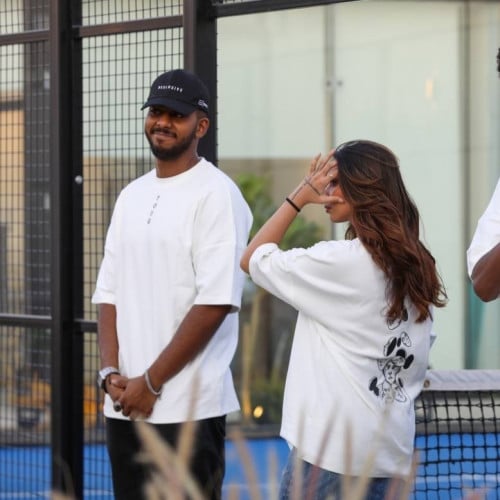 تيشيرت وايت