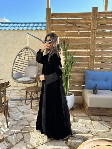 عبايه رزانة
