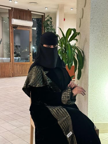 عبايه لارا