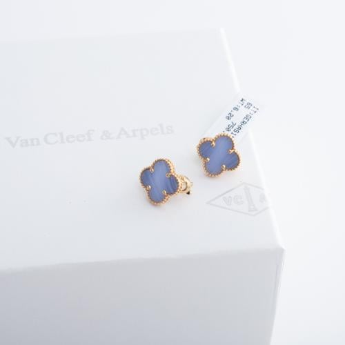 حلق ذهب تصميم عالمي