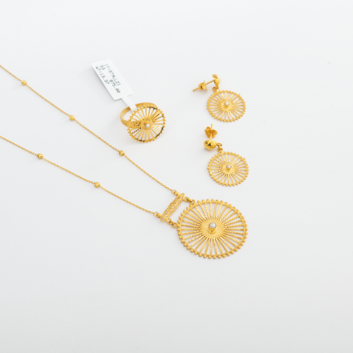 نصف طقم ذهب