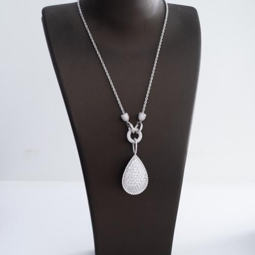 عقد ذهب تصميم عالمي