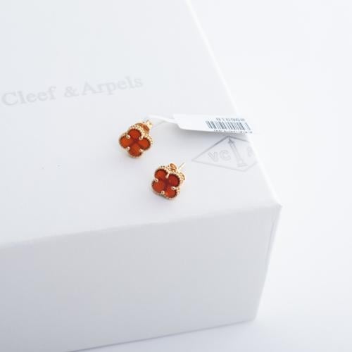 حلق ذهب تصميم عالمي