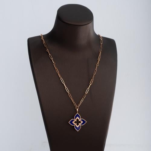 عقد ذهب تصميم عالمي