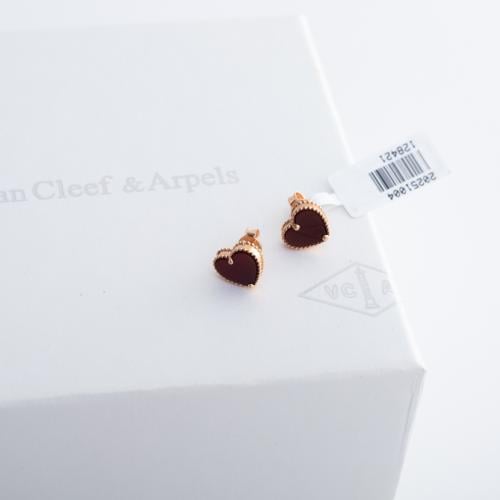 حلق ذهب تصميم عالمي