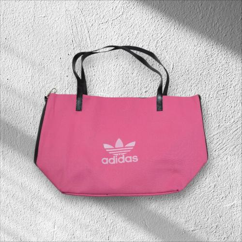 شنطة ( tote bag )