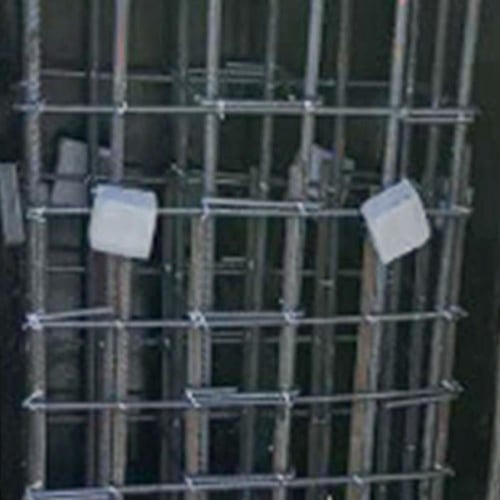 بسكوت خرسانة هرمي اسمنتي بحجم صغير | مقاس 50 مم