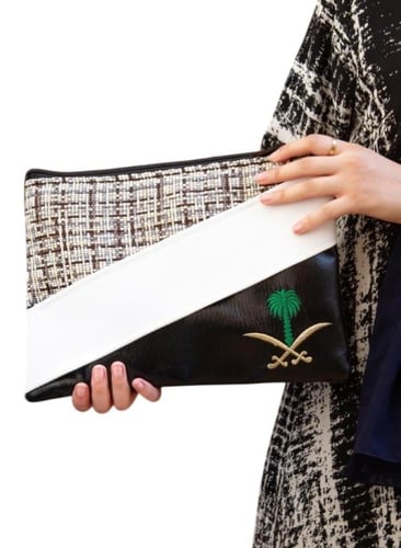 حقيبة باوتش سيفين ونخلة