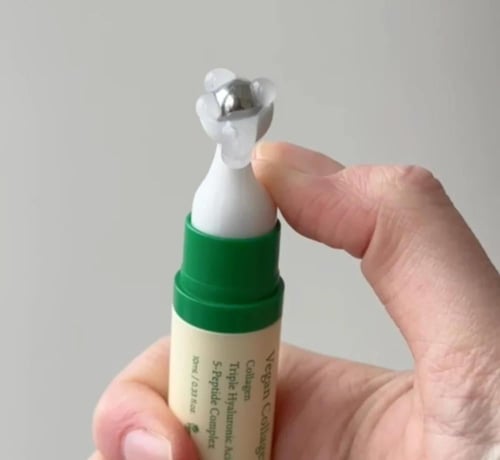 مجموعة العناية بالهالات والشفاه لمظهر أكثر إشراقًا...