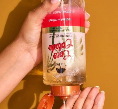 غسول جل رغوي بجوز الهند من تري هت - 532مل