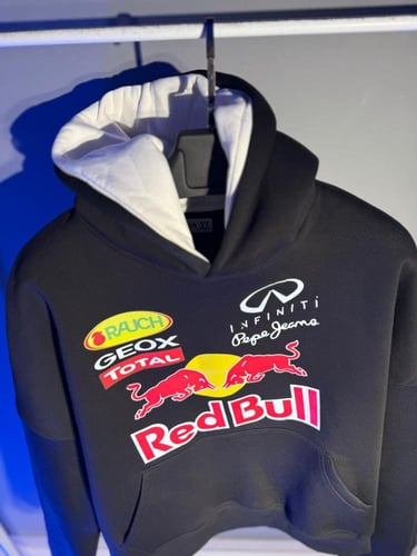 بلوفر ريدبول