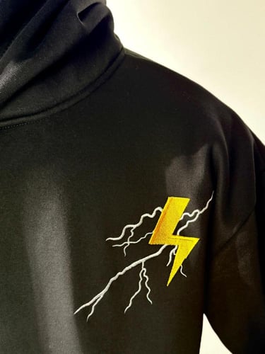 بلوفر بايسن