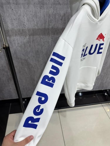 بلوفر ريدبول