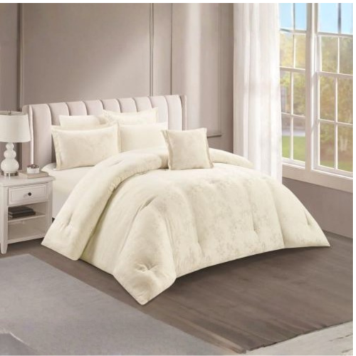 مفرش مزدوج ناعم ساتان ٧  قطع (2016)