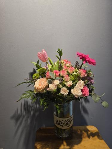 فازة ورد طبيعي رقم المنتج AAQ0342