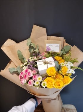 باقة ورد ربع باتشي 1040