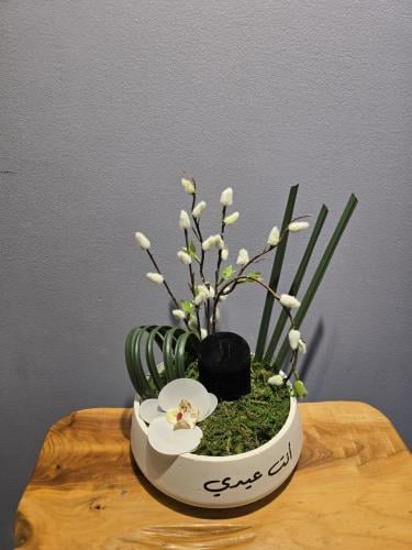 فازة ورد صناعي رقم المنتج AAQ0330