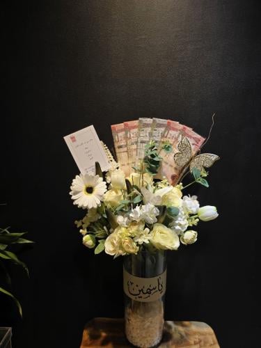 فازة ورد صناعي رقم المنتج AAQ013