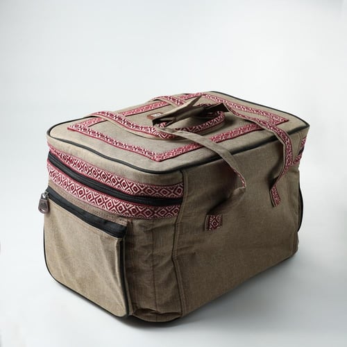 عزبة مطرزة خشبي وسط