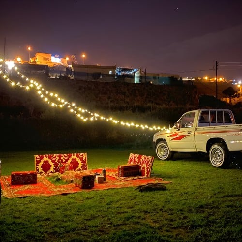 عقد لمبات انارة