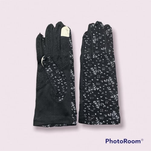 قفاز قيادة بخاصية اللمس