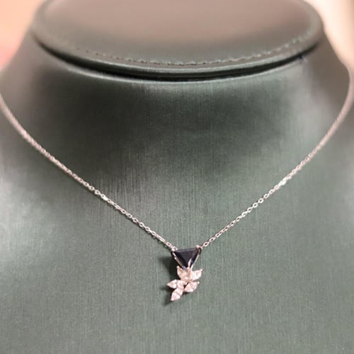 عقد أنيق من الفضة عيار 925 وحجر الزركون - 0289