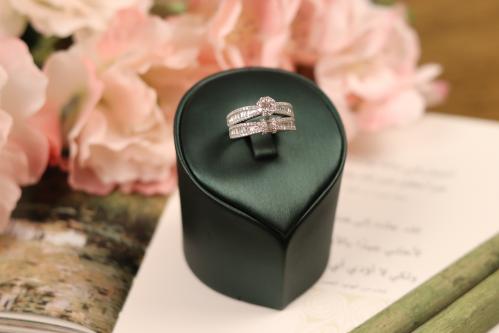 دبلة أنيقة من الفضة عيار 925 وحجر الزركون - 0377