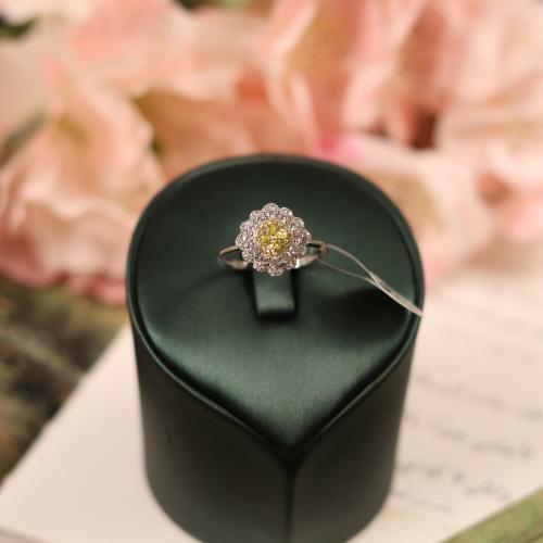 خاتم أنيق من الفضة عيار 925 - 0105