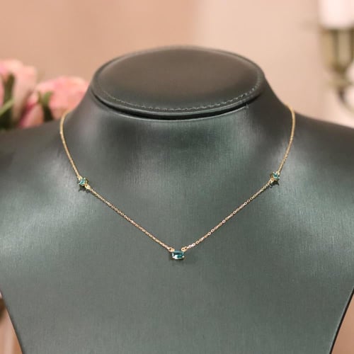 عقد أنيق من الفضة عيار 925 وحجر الزركون - 049