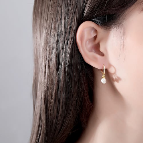 حلق أنيق من الفضة عيار 925 وحجر الزركون - 0334